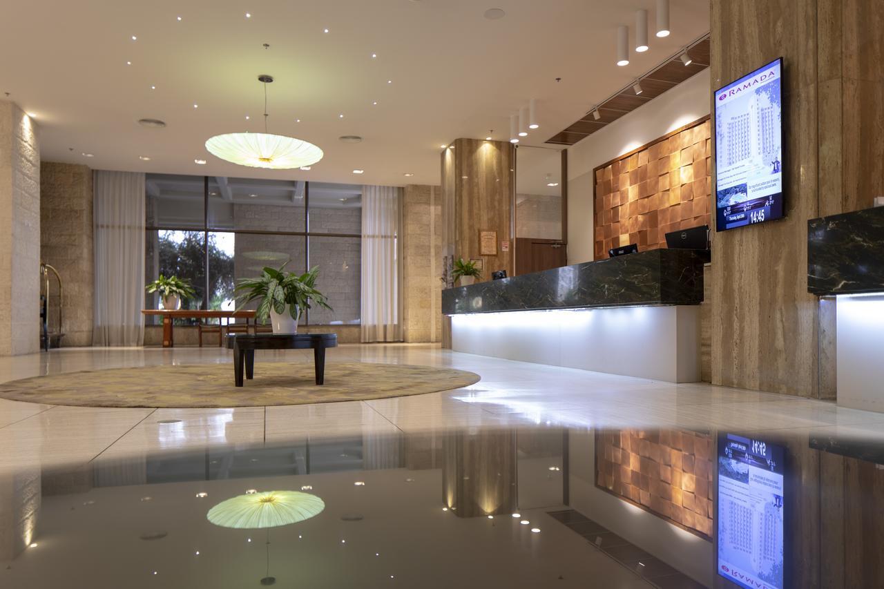 Ramada Jerusalem Hotel Exterior foto